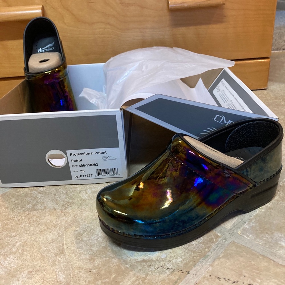 Nursing Clogs